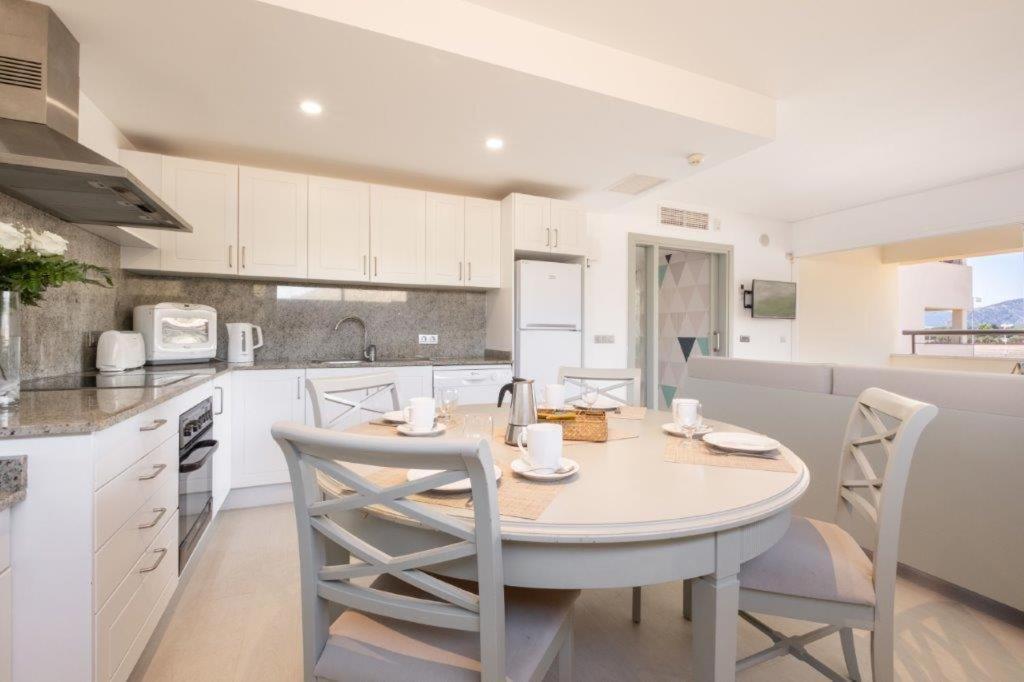 Two-Bedroom Family Premium Apartment,1542407041:JPEG