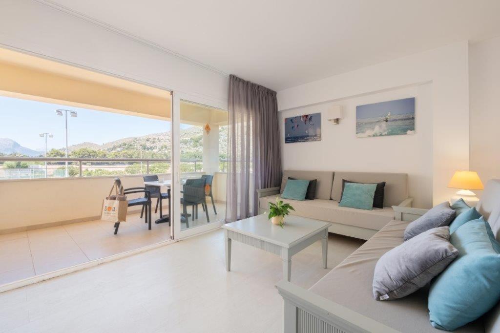 One-Bedroom Premium Apartment,1542407497:JPEG